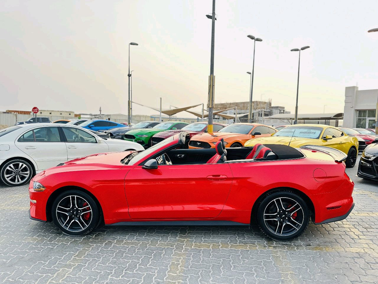 Ford Mustang - Image 9