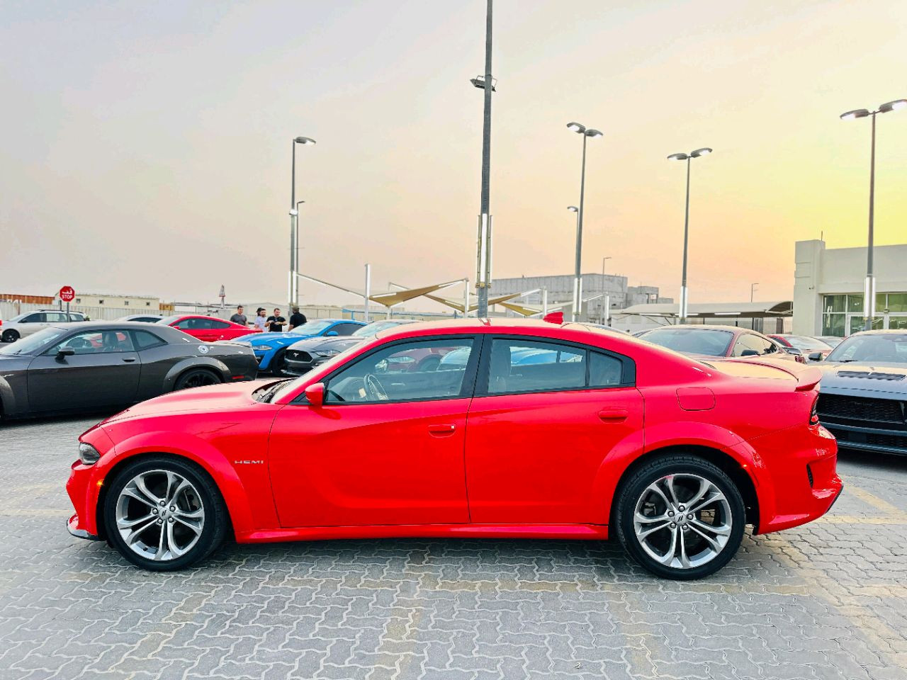 Dodge Charger - Image 9
