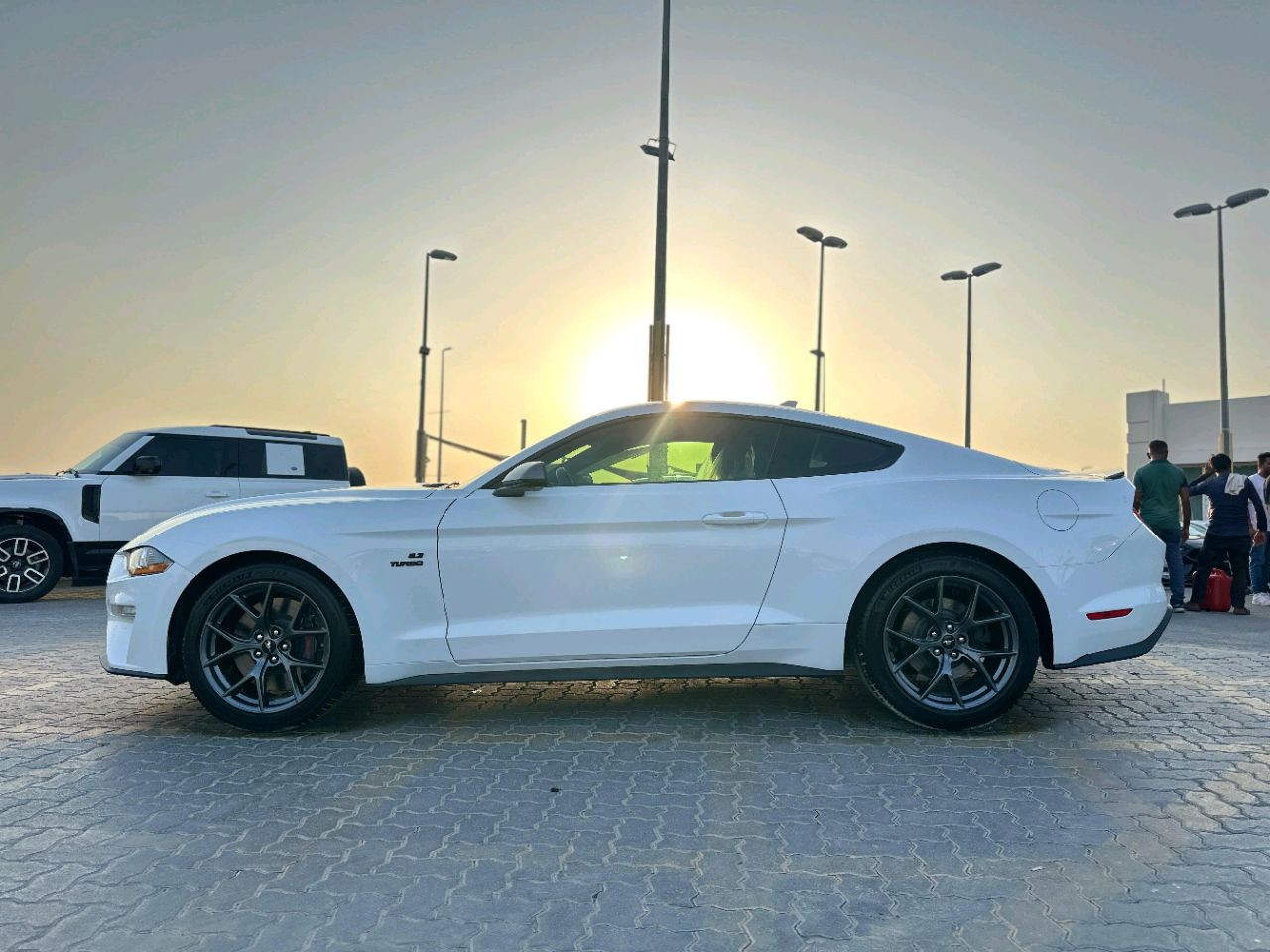 Ford Mustang - Image 8