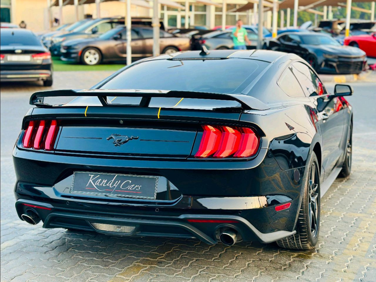 Ford Mustang - Image 6