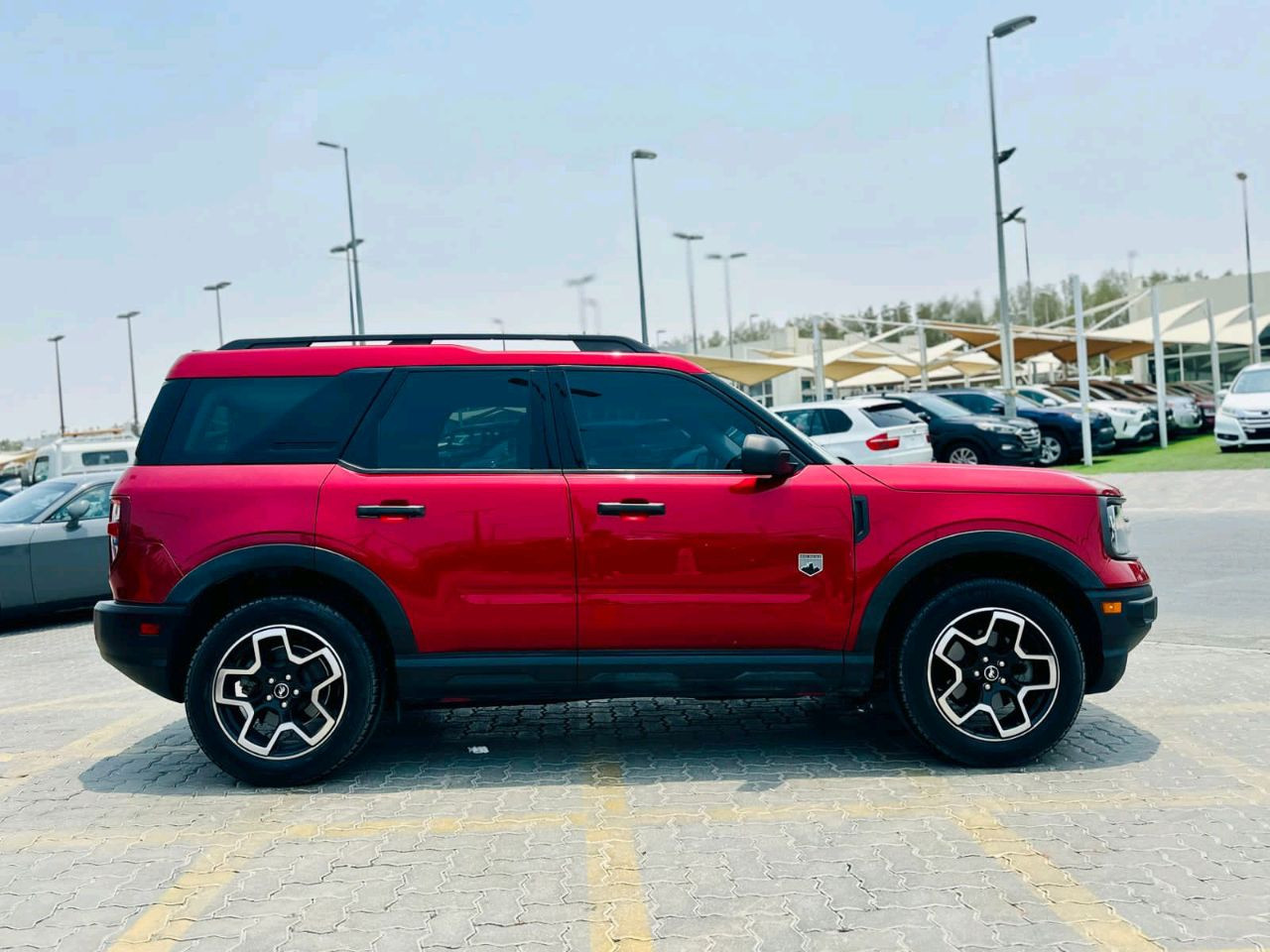 Ford Bronco - Image 4