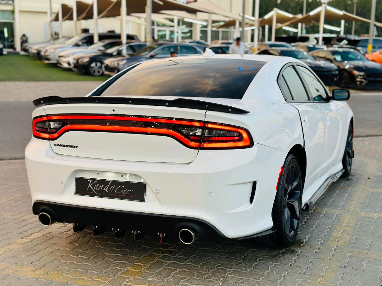 Dodge Charger - Image 6