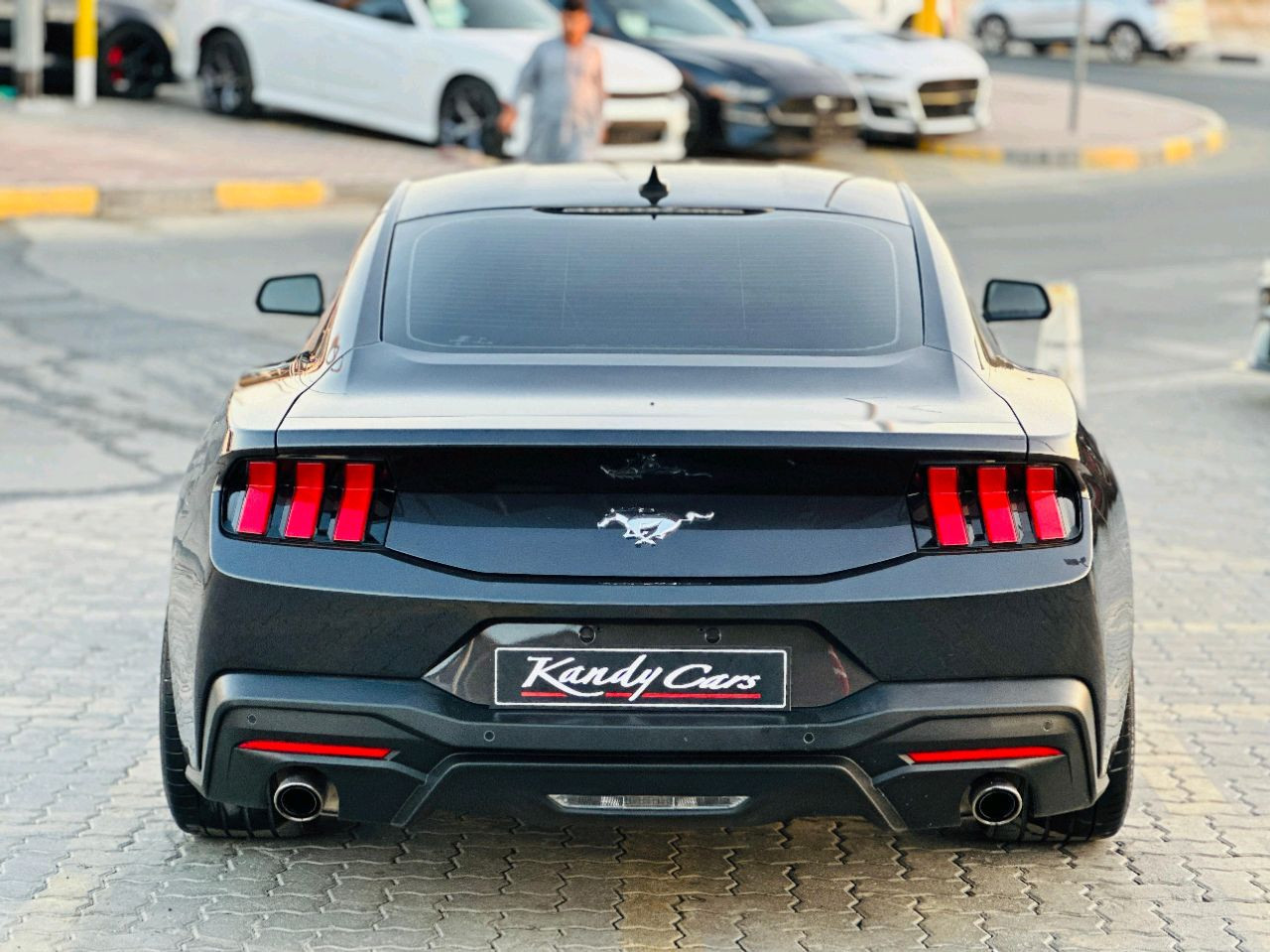 Ford Mustang - Image 7