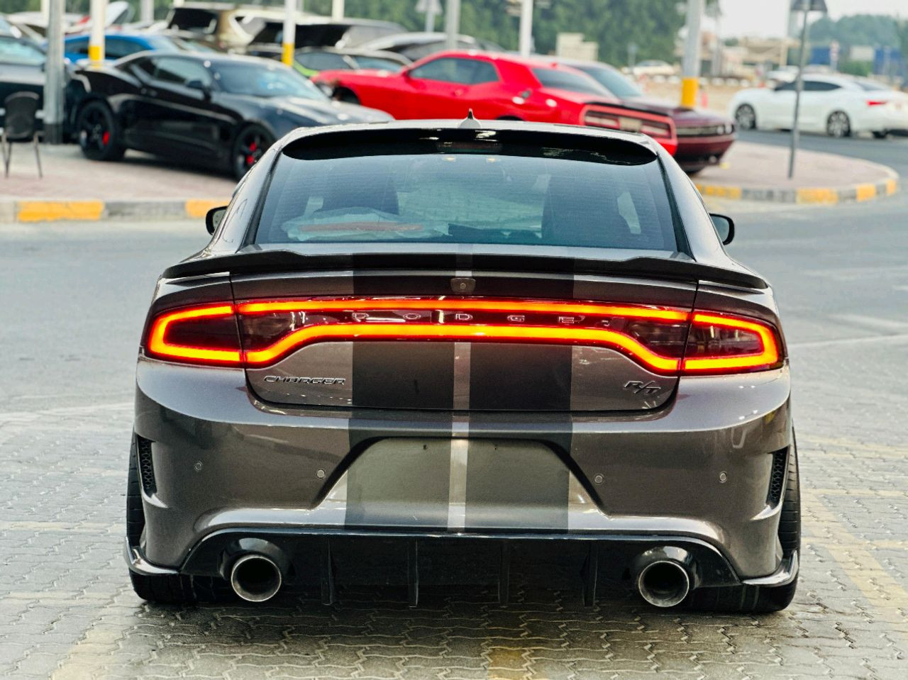 Dodge Charger - Image 7
