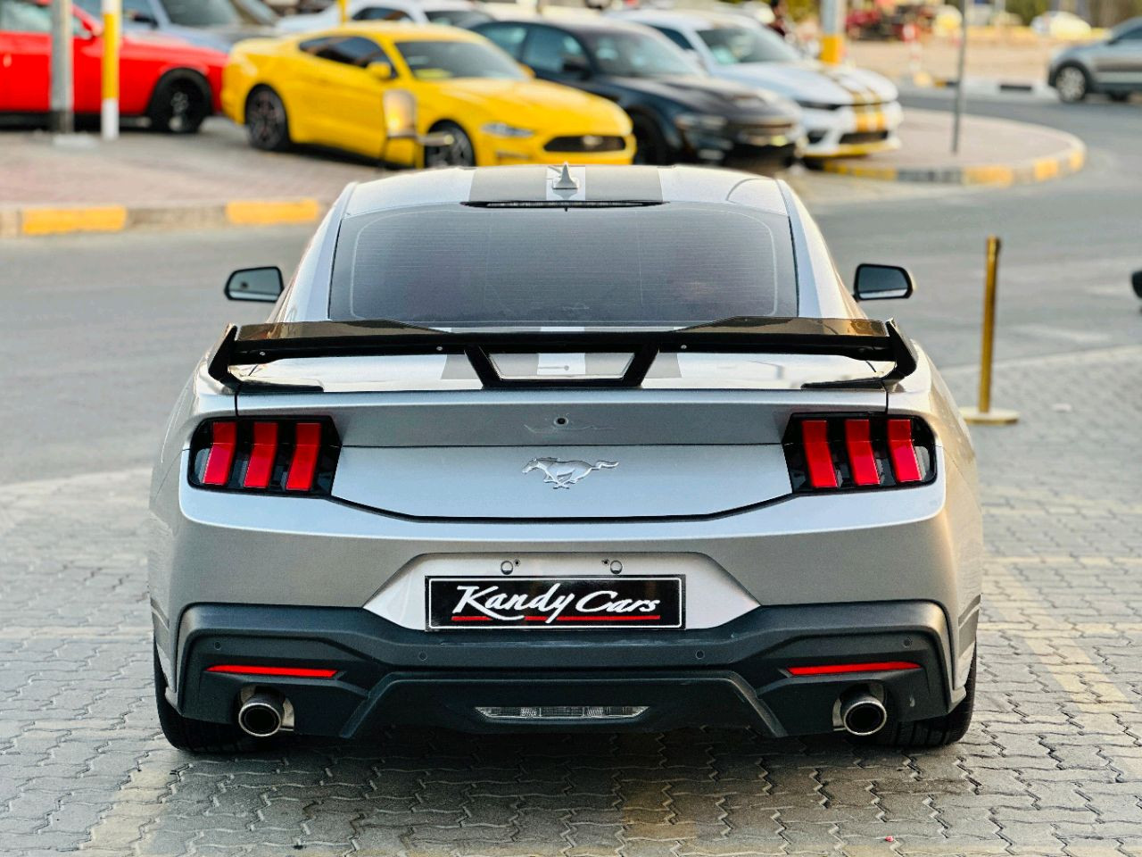 Ford Mustang - Image 7