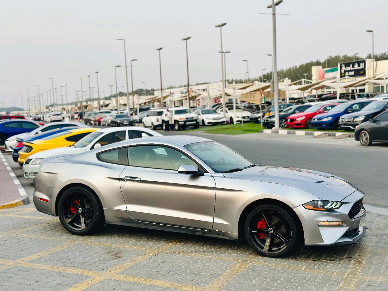 Ford Mustang - Image 5