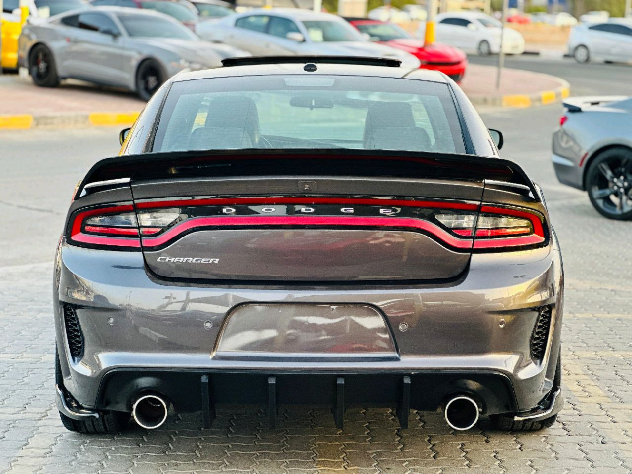 Dodge Charger - Image 2
