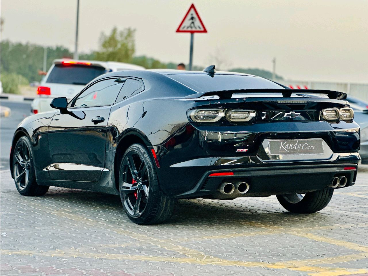 Chevrolet Camaro - Image 9