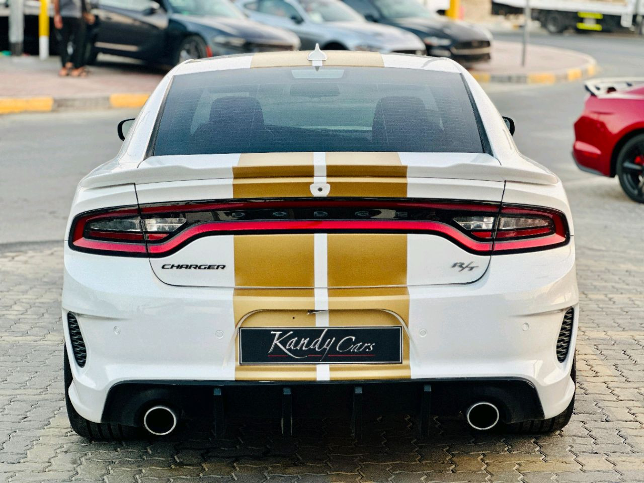 Dodge Charger - Image 7