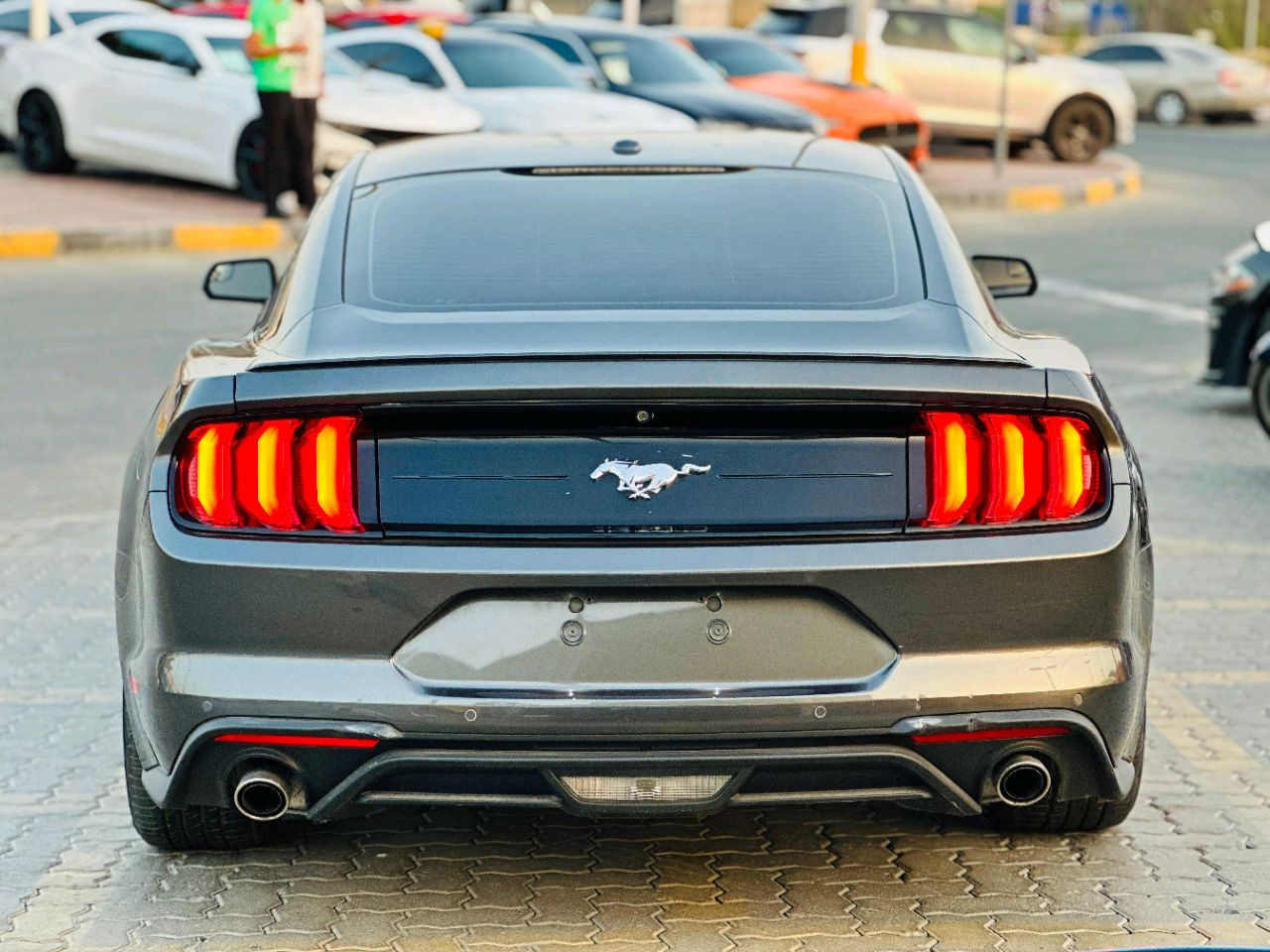 Ford Mustang - Image 10