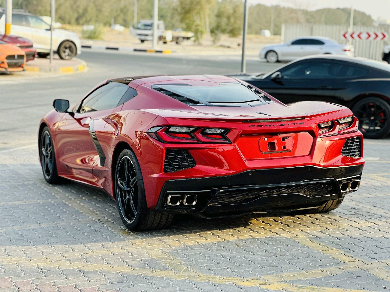 Chevrolet Corvette - Image 8