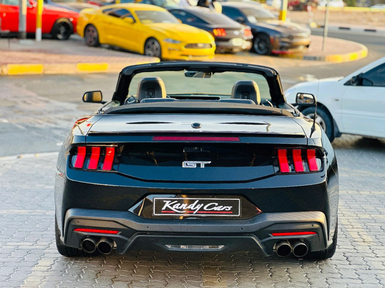 Ford Mustang - Image 7