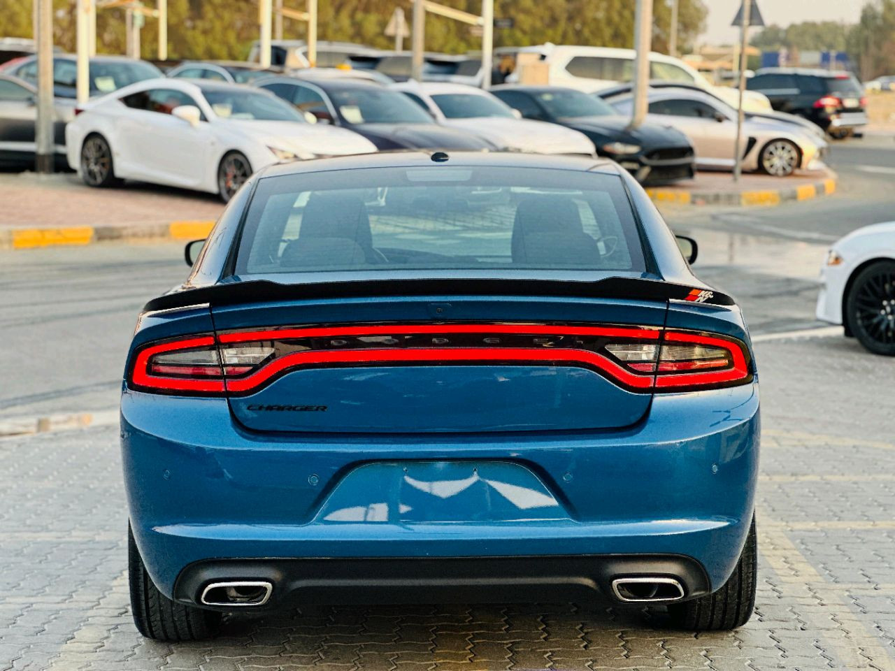 Dodge Charger - Image 7
