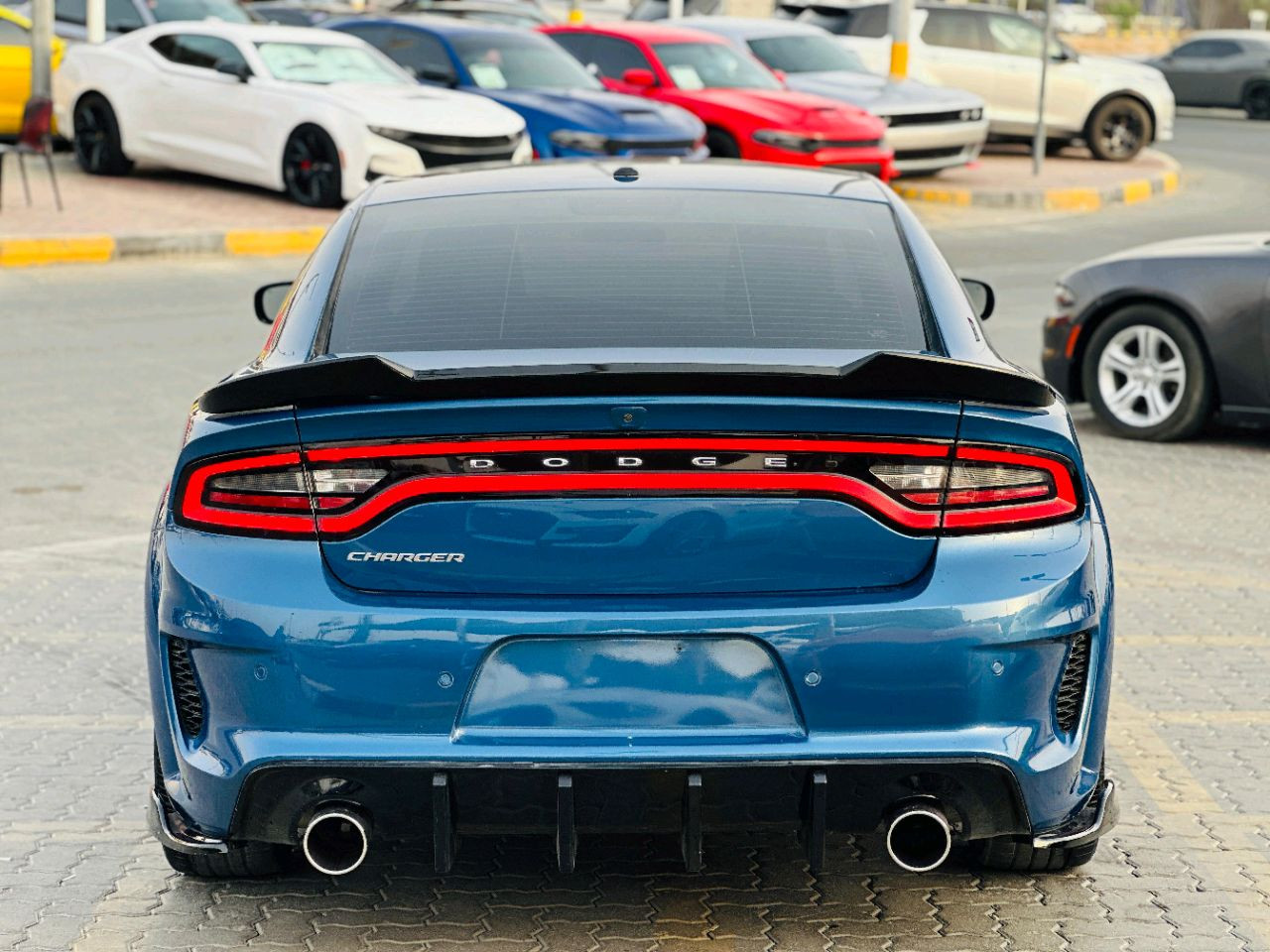 Dodge Charger - Image 7