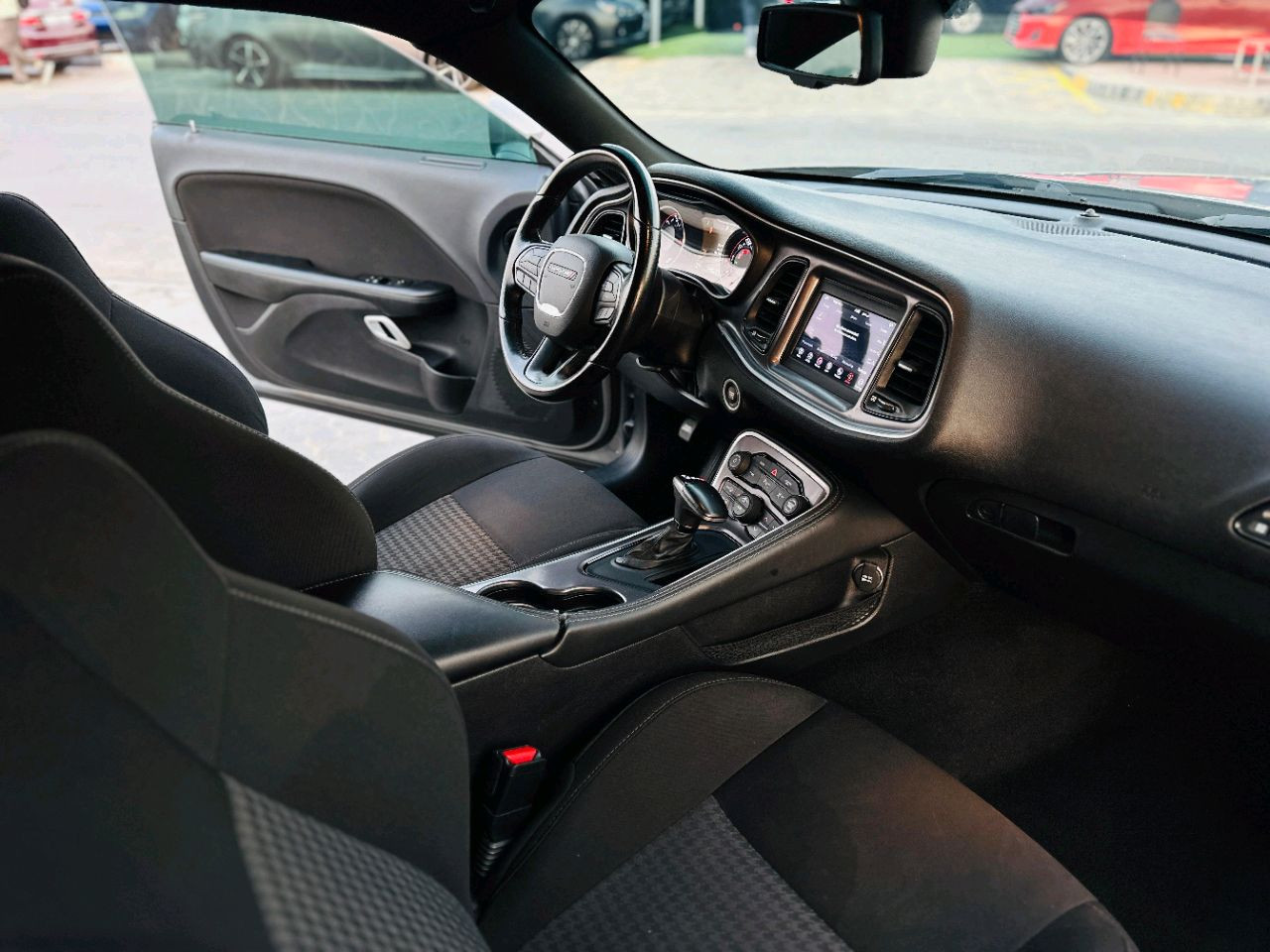 Dodge Challenger - Image 11