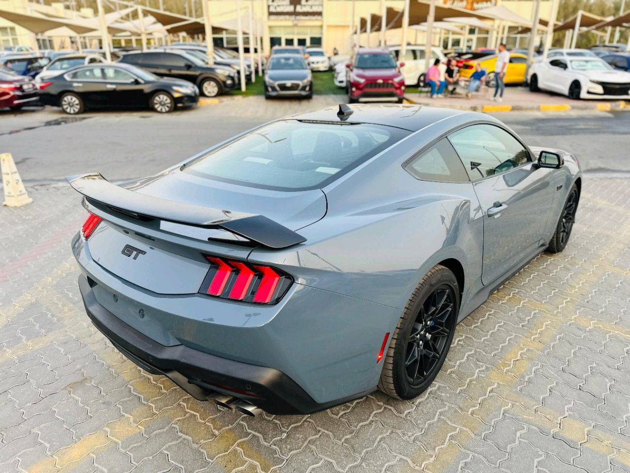 Ford Mustang - Image 6