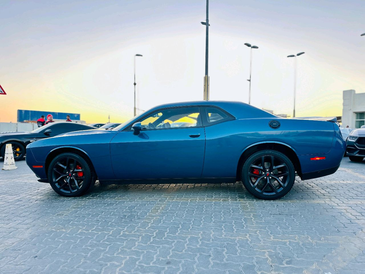 Dodge Challenger - Image 9