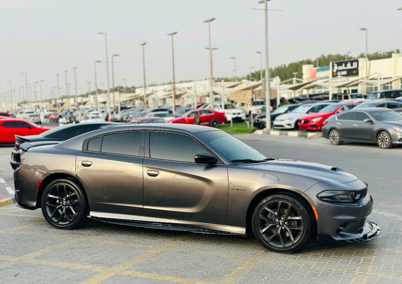 Dodge Charger - Image 5