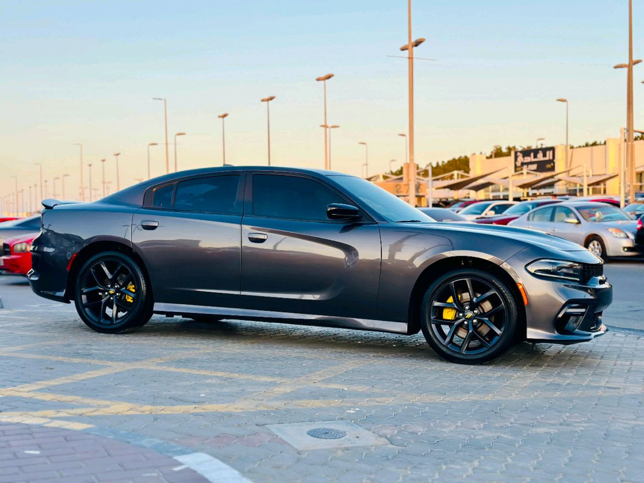 Dodge Charger - Image 5