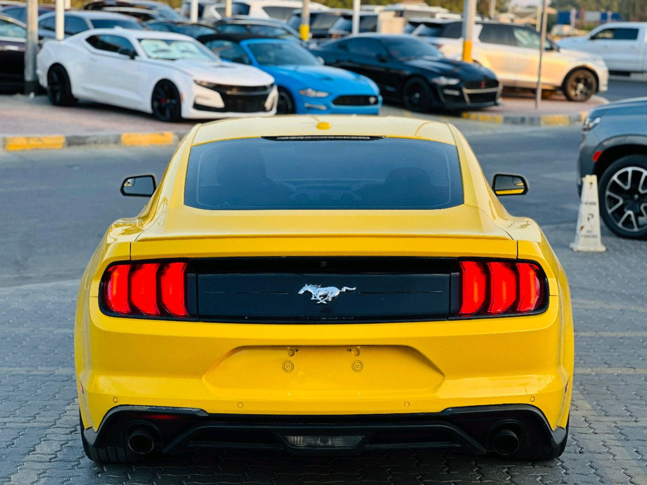 Ford Mustang - Image 6