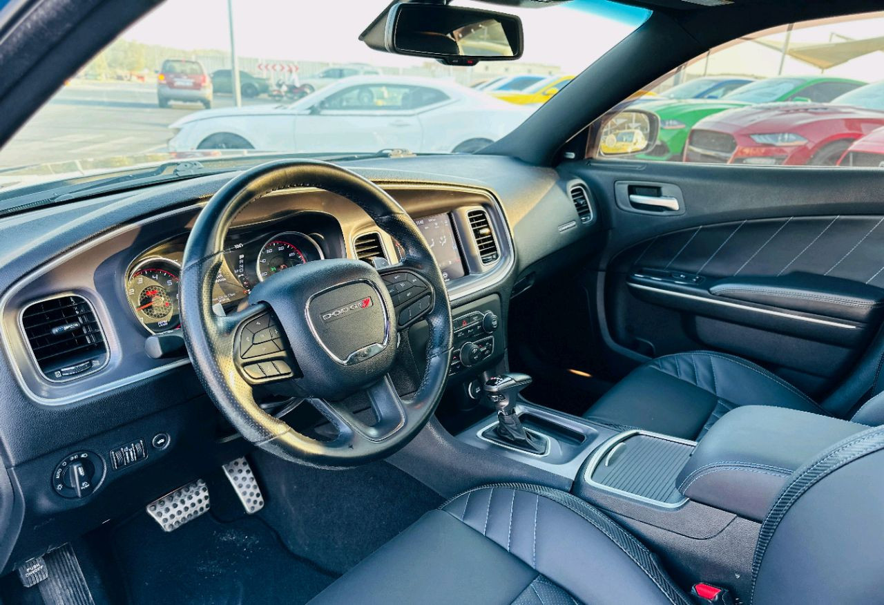 Dodge Charger - Image 10
