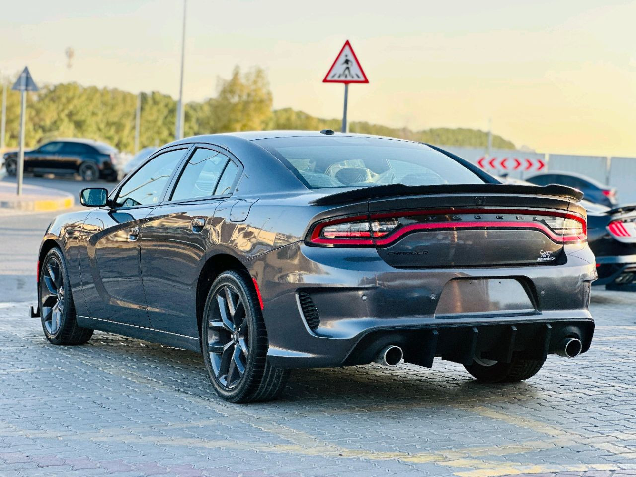 Dodge Charger - Image 4