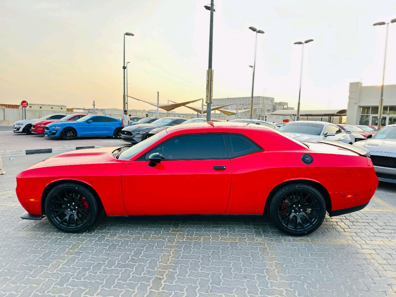 Dodge Challenger - Image 9
