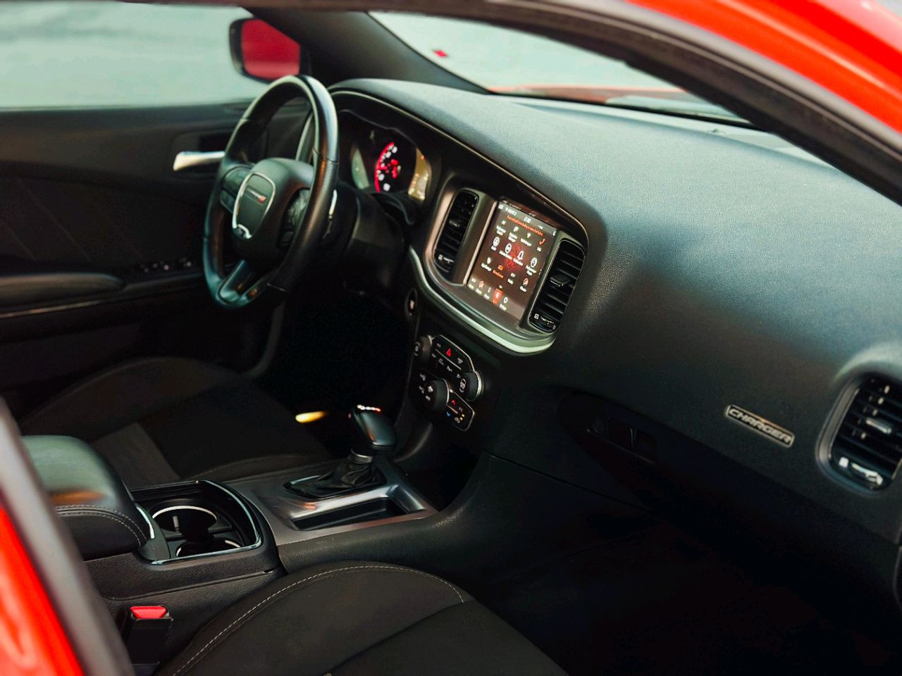 Dodge Charger - Image 3