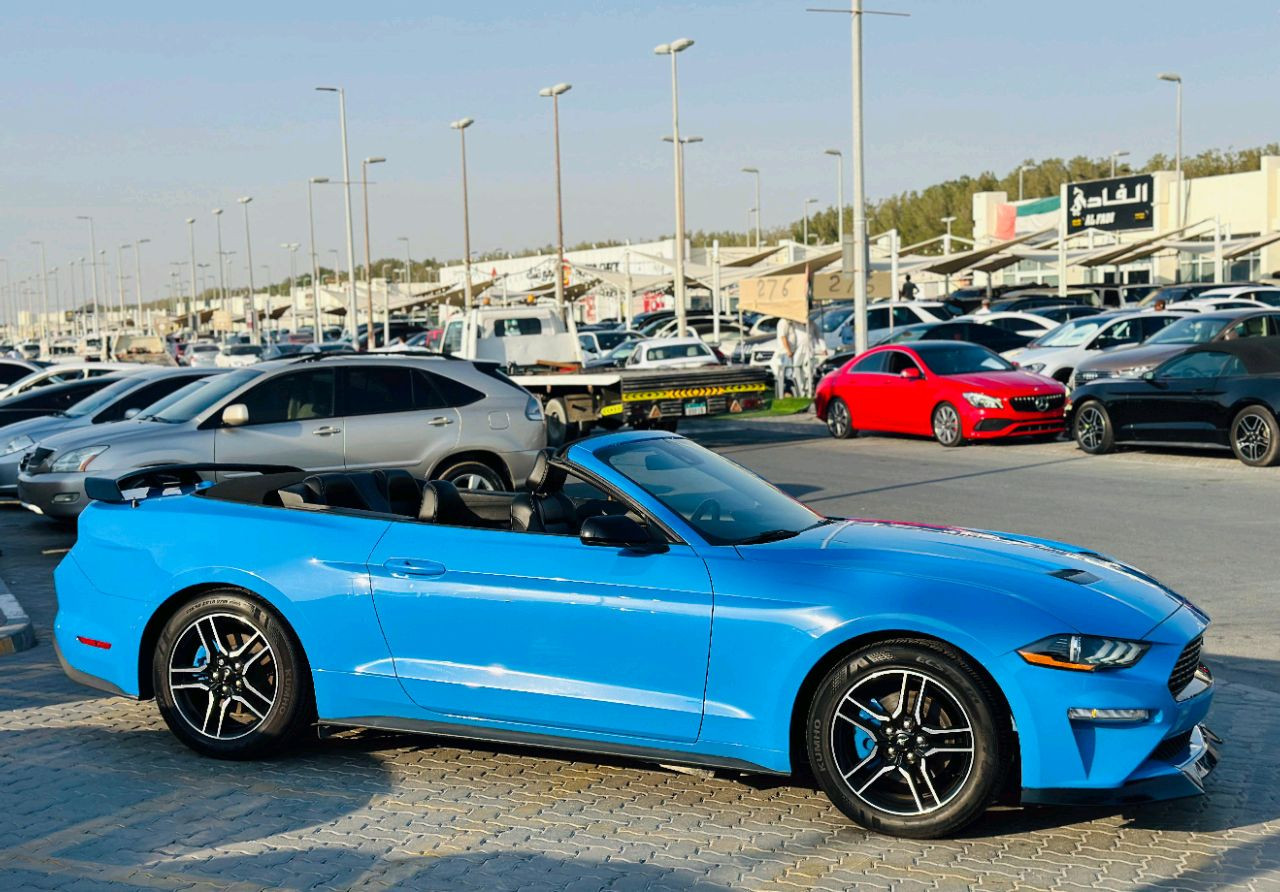 Ford Mustang - Image 5