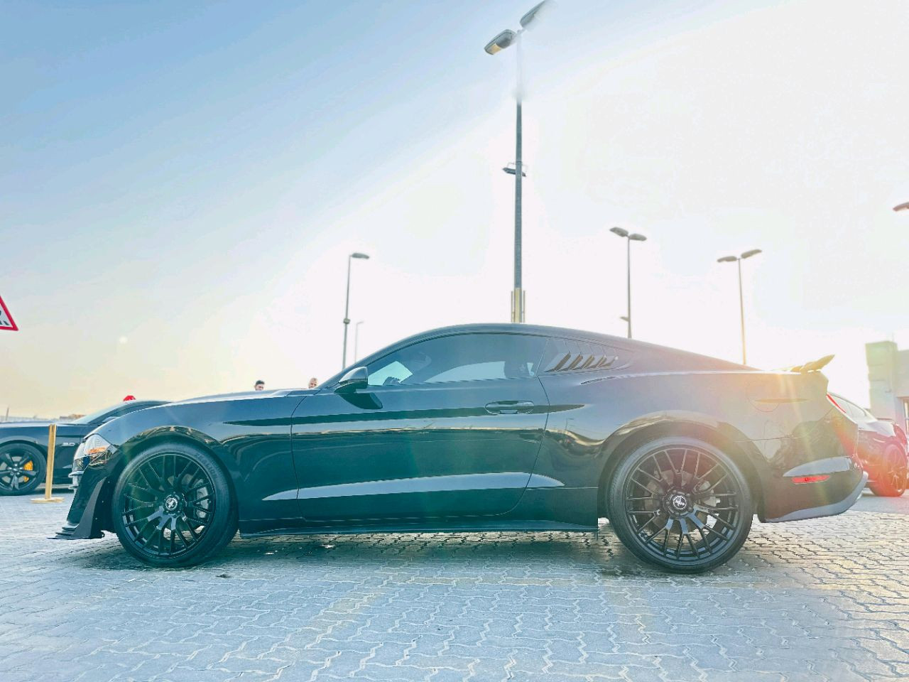 Ford Mustang - Image 9