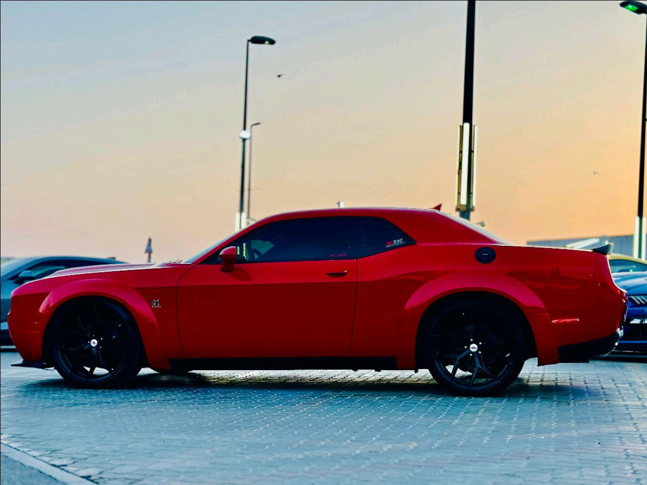 Dodge Challenger - Image 9