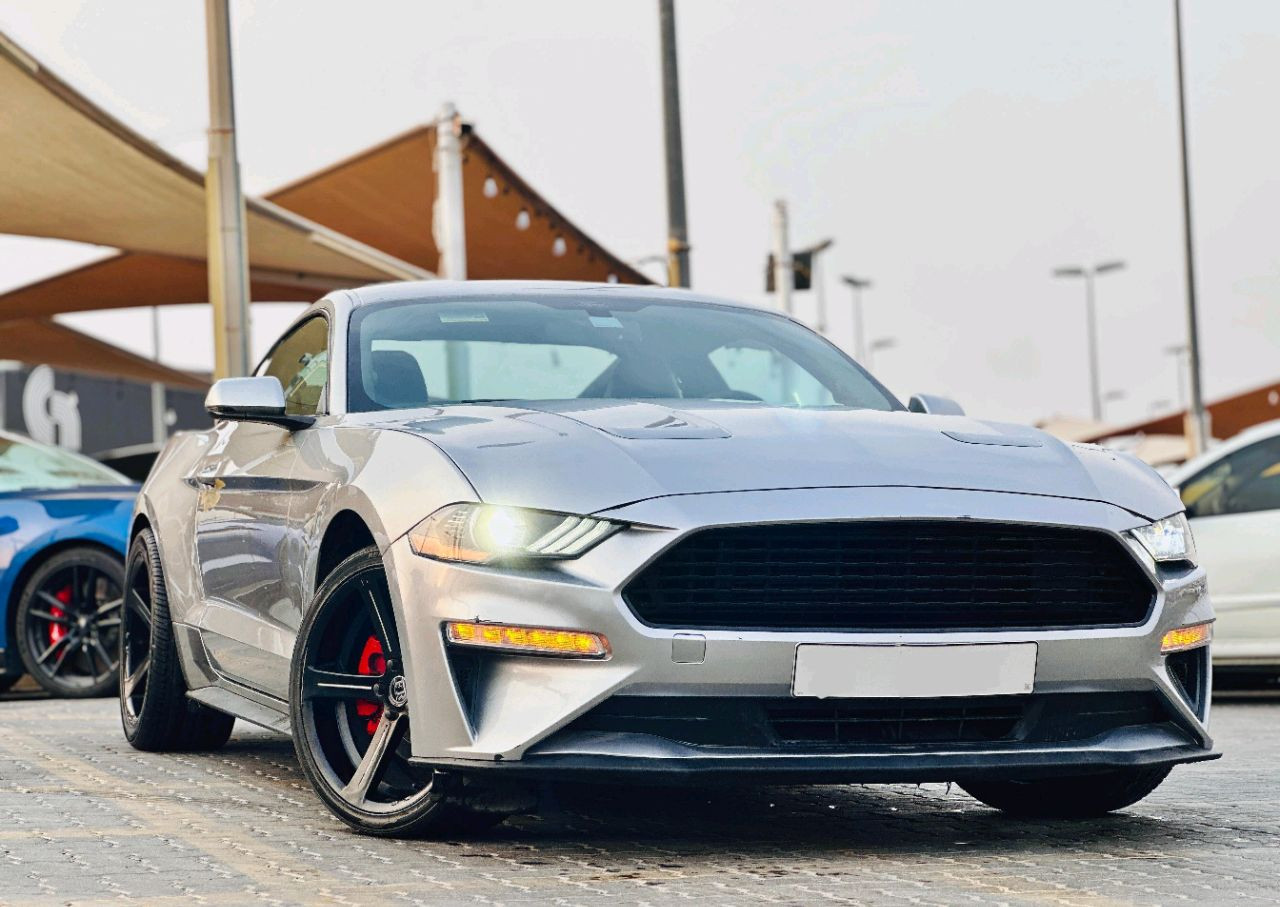 Ford Mustang - Image 4