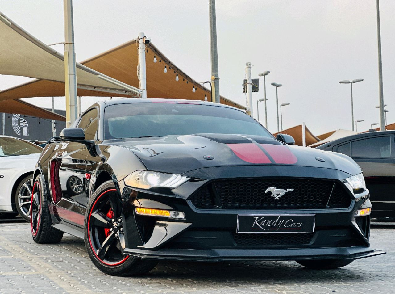 Ford Mustang - Image 4