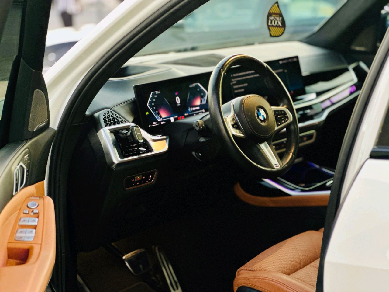 BMW X7 - Image 11