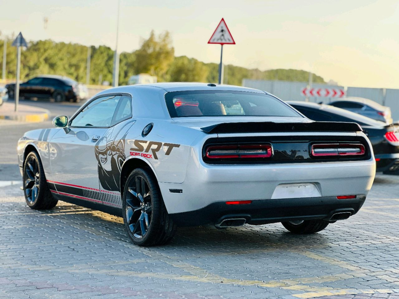 Dodge Challenger - Image 8