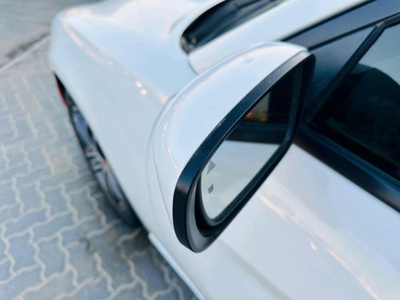 Dodge Charger - Image 10