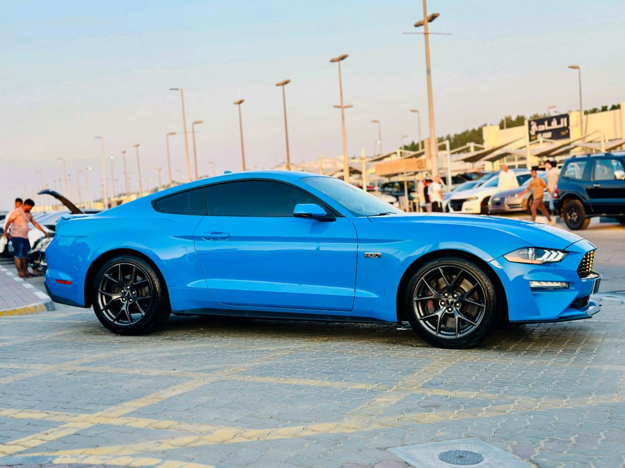 Ford Mustang - Image 5