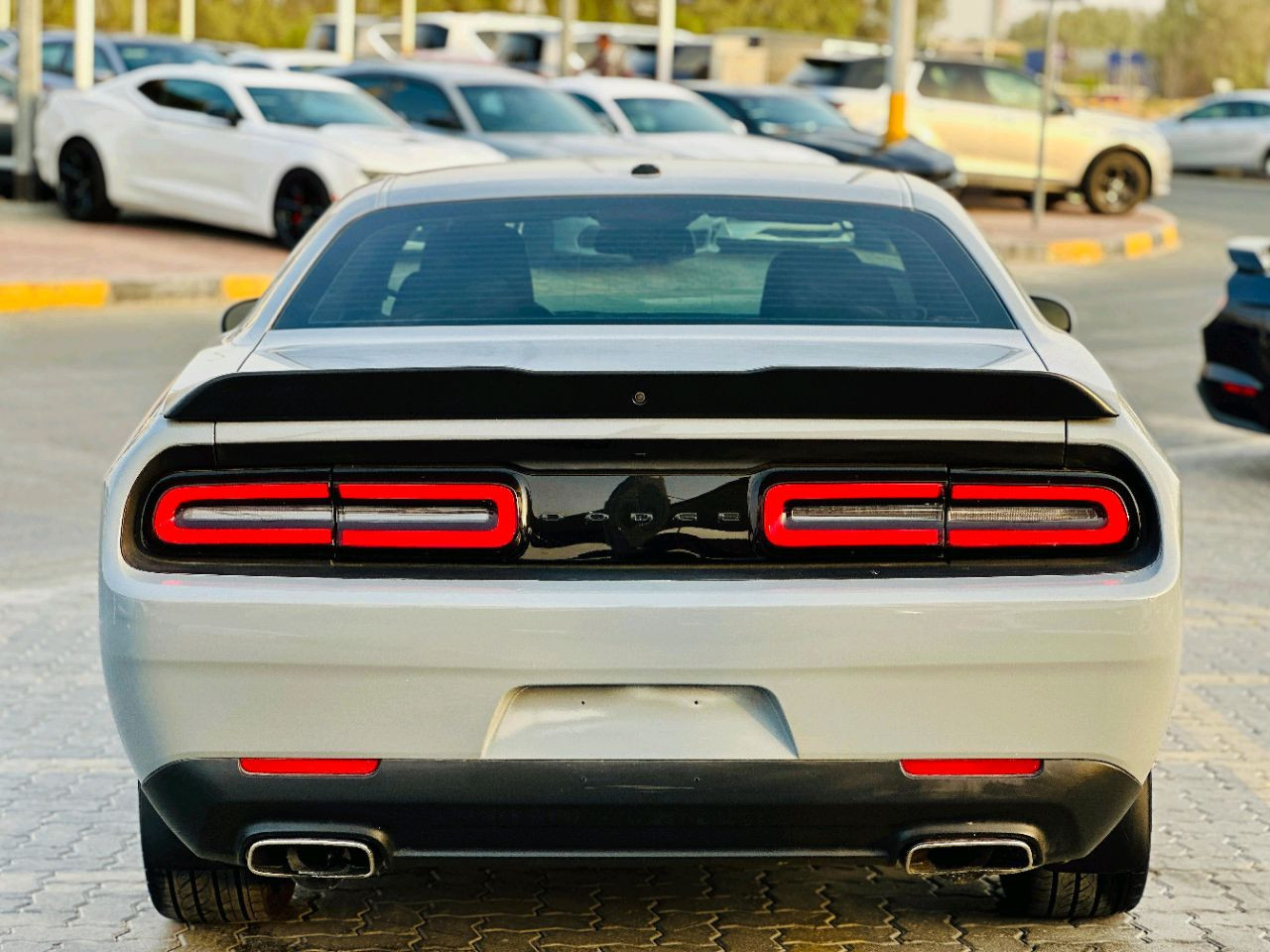 Dodge Challenger - Image 7