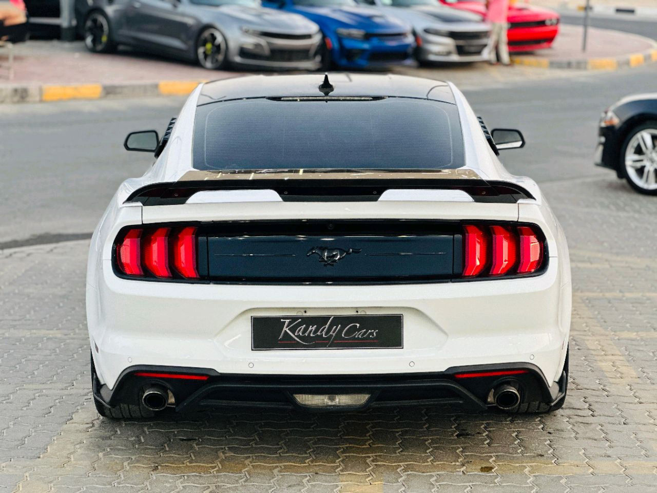 Ford Mustang - Image 7