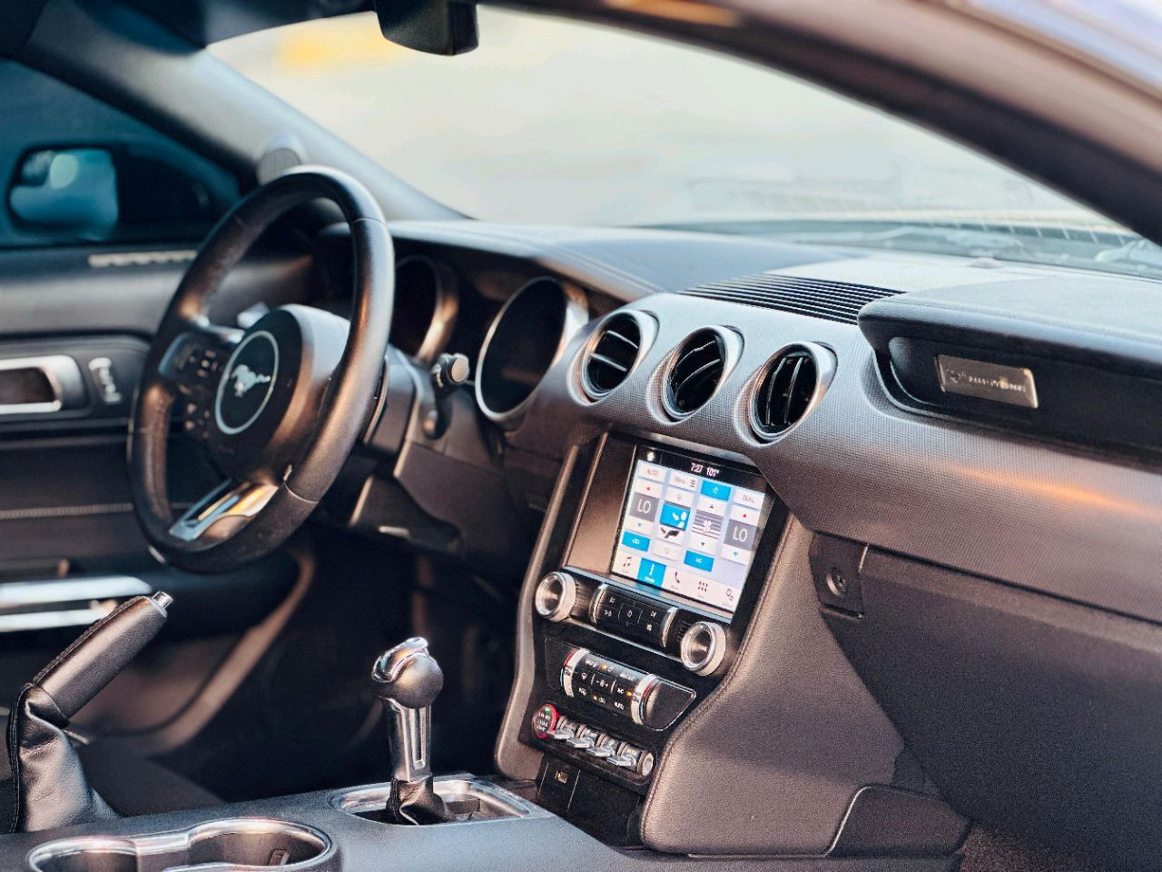 Ford Mustang - Image 23