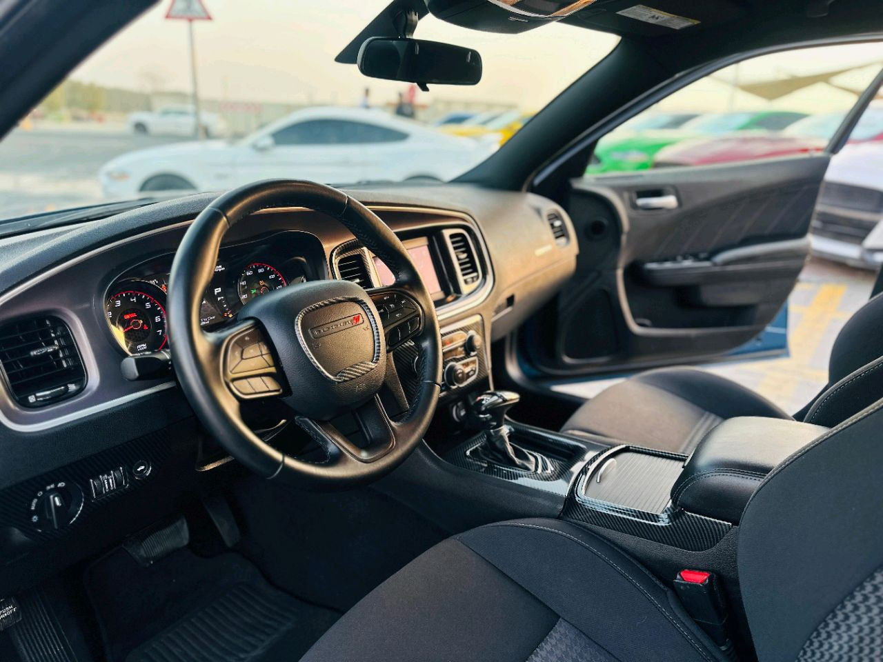 Dodge Charger - Image 10