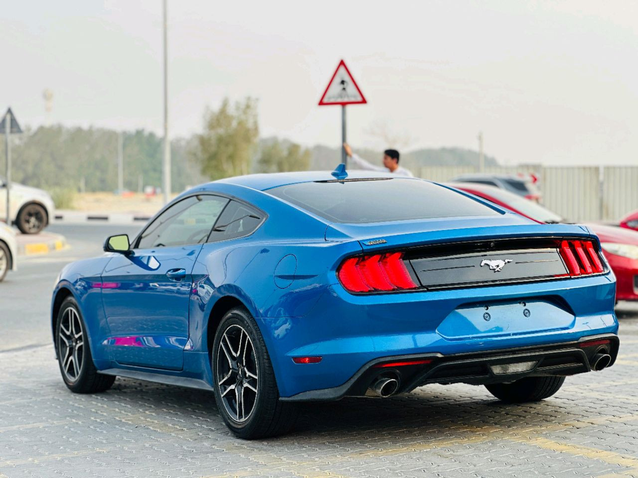 Ford Mustang - Image 8