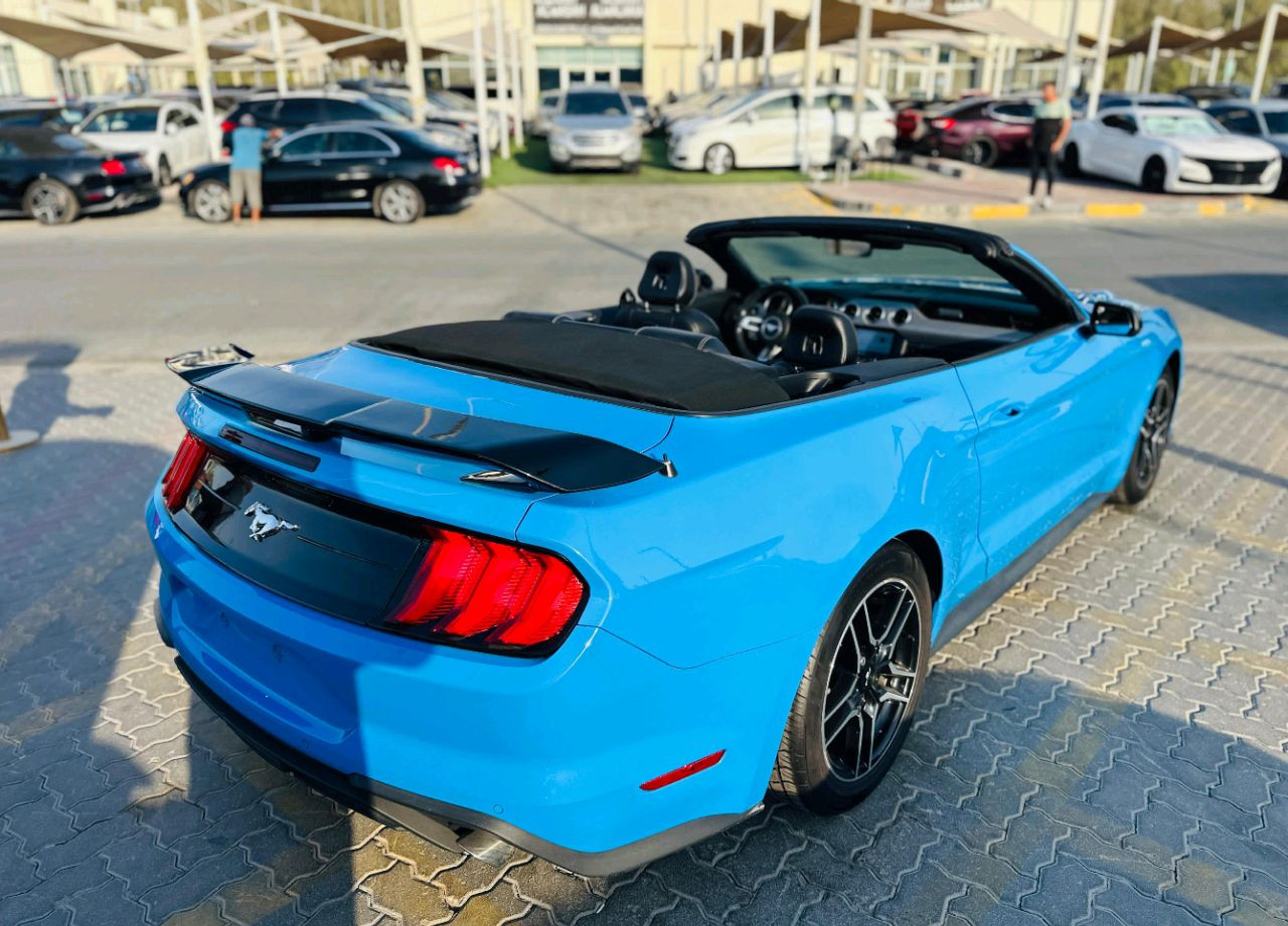 Ford Mustang - Image 6