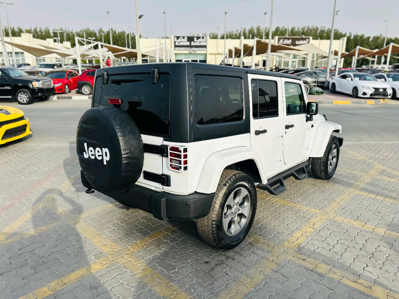 Jeep Wrangler - Image 15