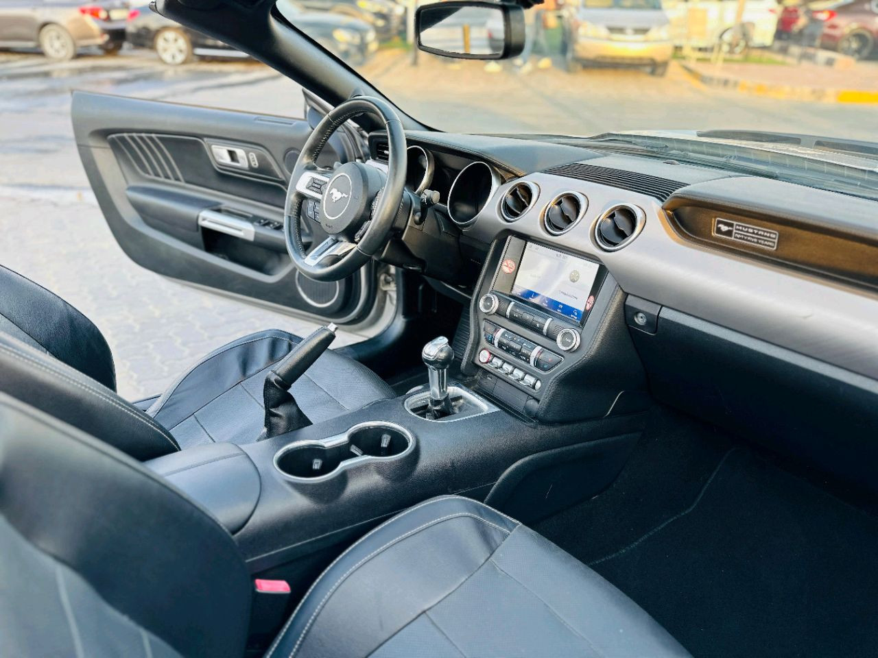 Ford Mustang - Image 11