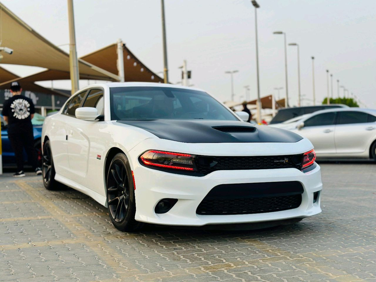 Dodge Charger - Image 4