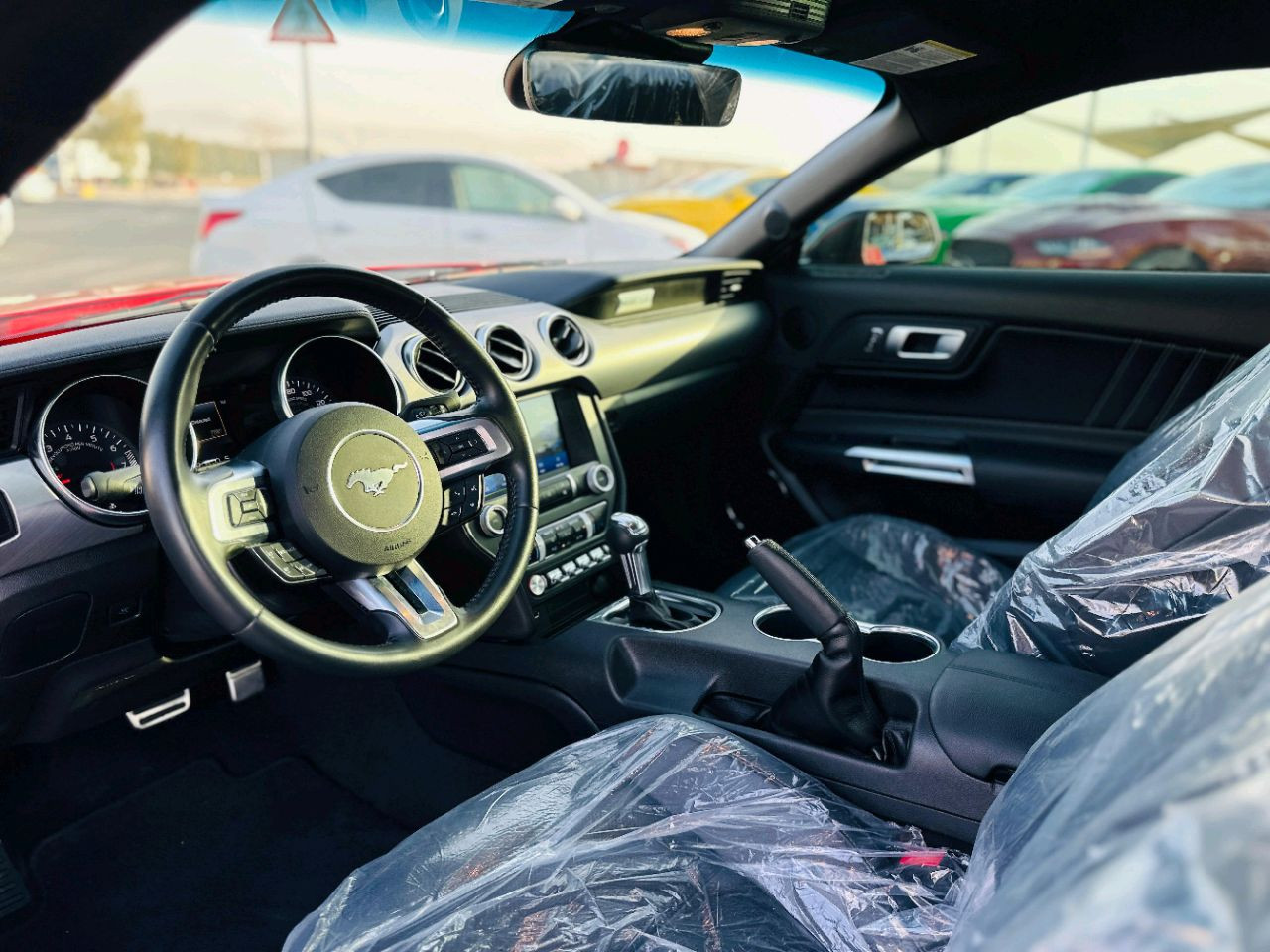 Ford Mustang - Image 11