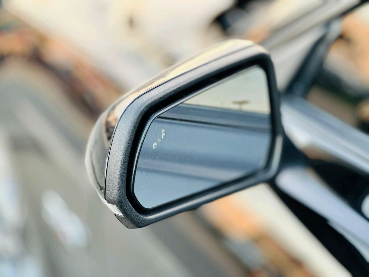 Ford Mustang - Image 10