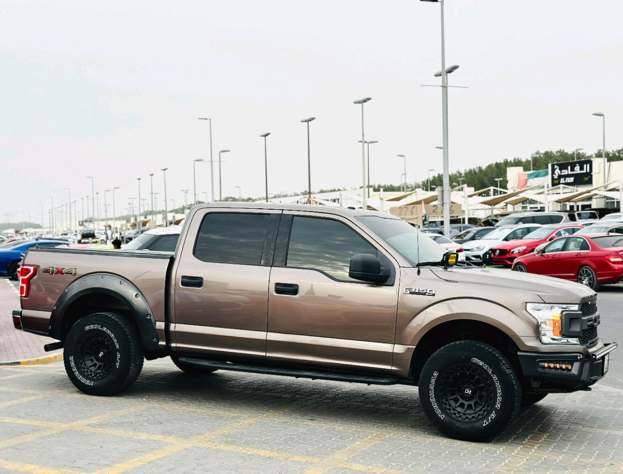 Ford F-Series Pickup - Image 4