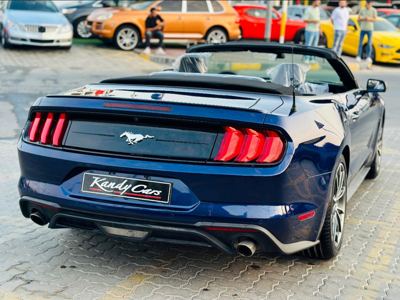 Ford Mustang - Image 6